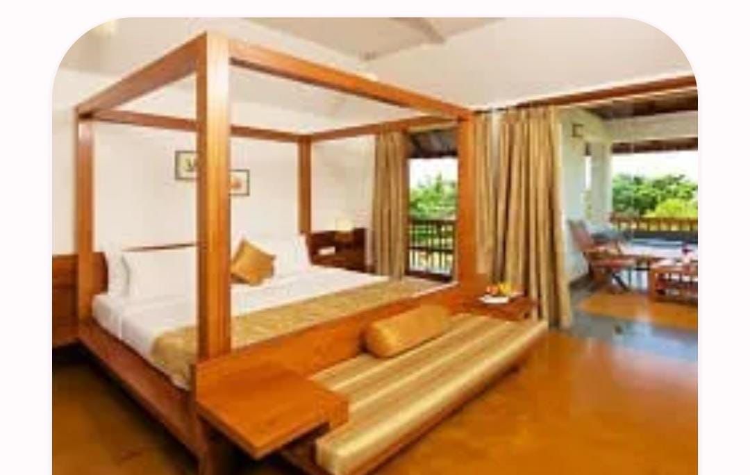 Lake view room
