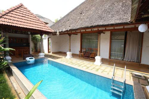 Luxury pool villa 02 bedroom